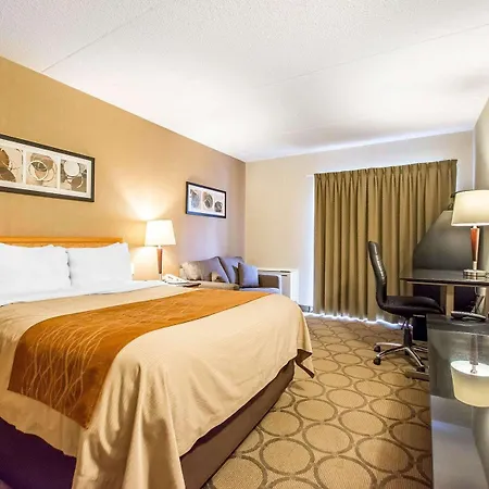 Comfort Inn Kirkland Lake Exterior photo